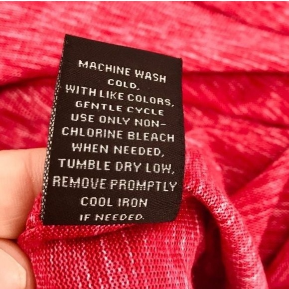 ❤️NWT Christmas Shirt 🎅🏻 - Picture 14 of 16